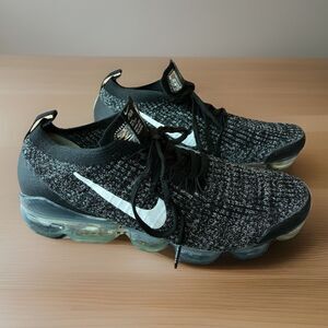 Nike Air Vapormax Flyknit 3 Women’s Size 8.5 Oreo Black Running Shoes Sneakers
